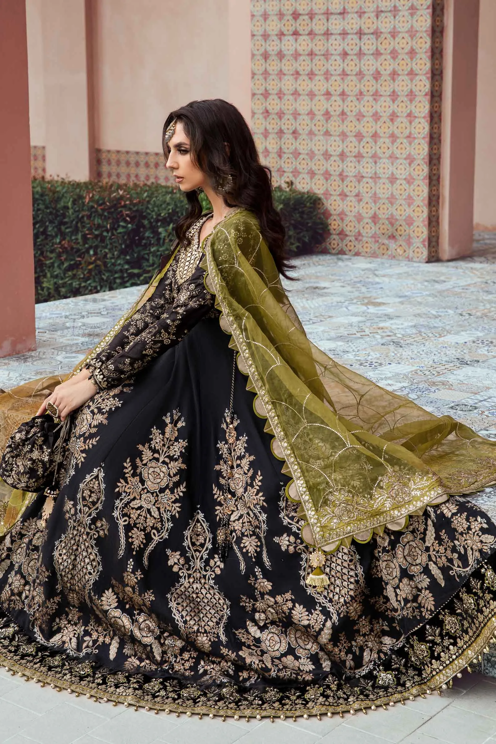 MARIA.B Sateen Fall Collection 2023 – Black CST-703