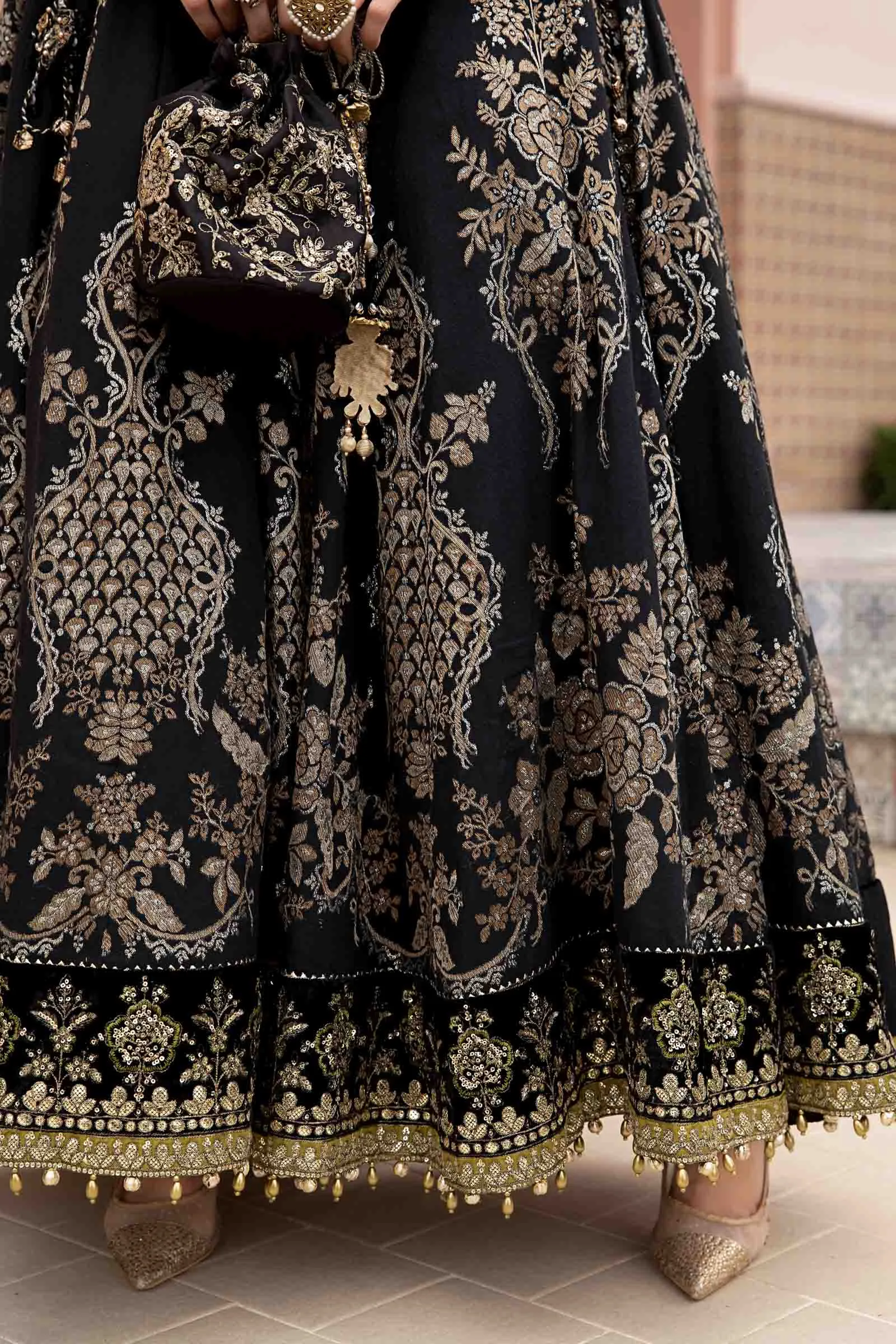 MARIA.B Sateen Fall Collection 2023 – Black CST-703