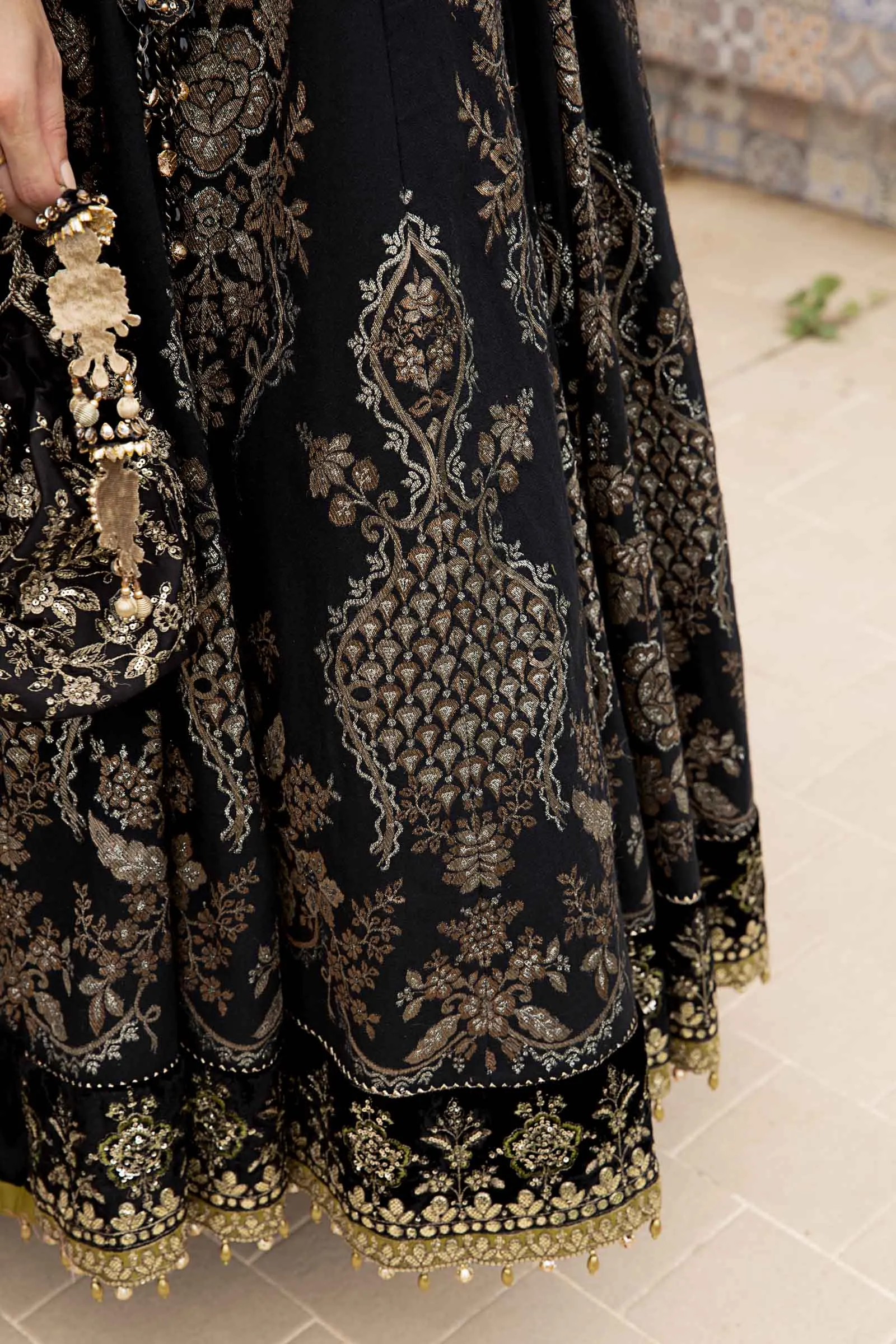 MARIA.B Sateen Fall Collection 2023 – Black CST-703