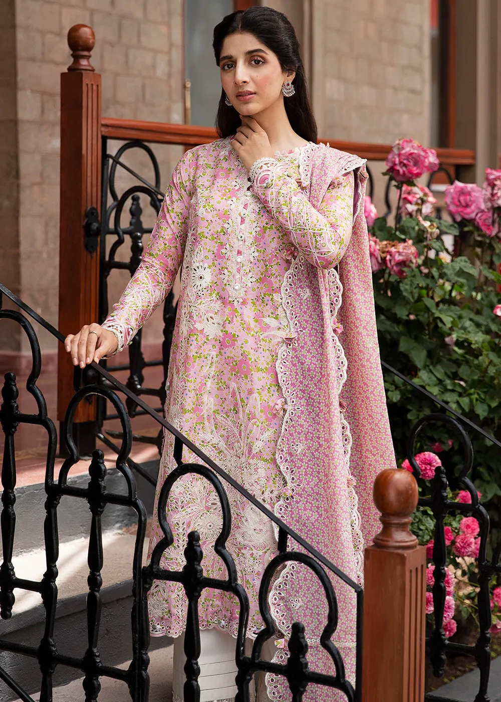 Pink Luxury Lawn Suit | Zaha | Festive Lawn '23 | LEYLA - ZF23-04