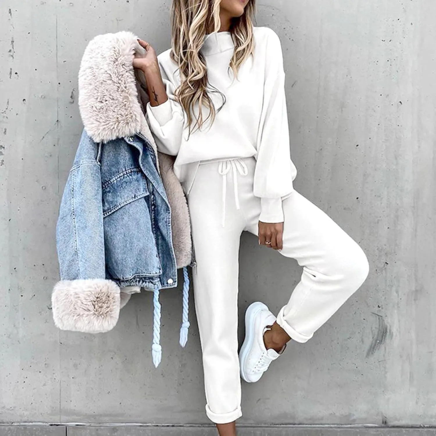 Womens Sweatsuits 2 Piece Set Airport Outfits for Women Crewneck Long Sleeve Sweatshirts Drawstring Pants Tracksuits